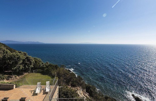 Orbetello Villa | Torre Rivellina: A characteristic three-story ancient watch tower built sheer above the sea and with direct access to the sea, with Free WI-FI.