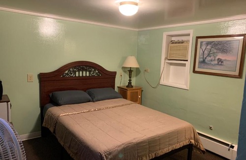 Howard City Hotel | Tour Inn Motel