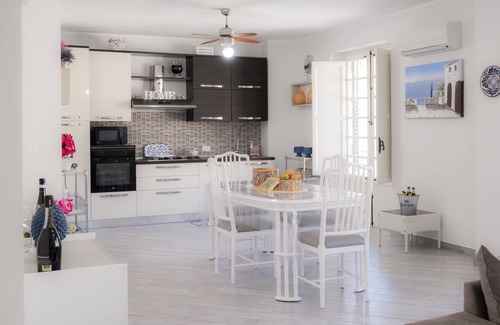 Porticello Apartment | Tourist apartment near the sea in charming Sicilian fishing village