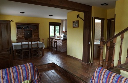 Navarredonda de Gredos Ski Chalet | Tourist Housing in Barajas (Gredos)