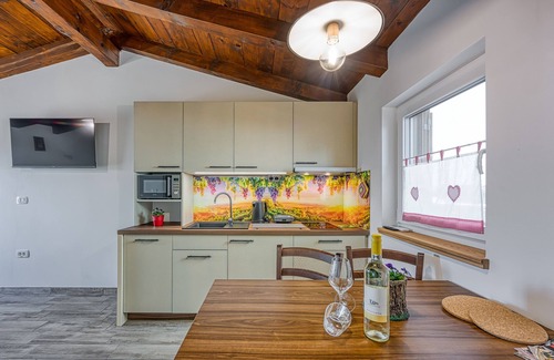 Koper Apartment | Tourist Farm Tonin - Apartment 3, Šmarje, Slovenia