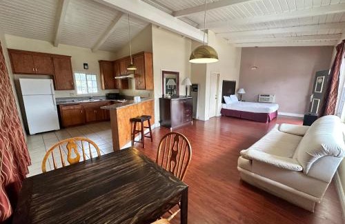 Santa Maria Hotel | Town and Country Inn