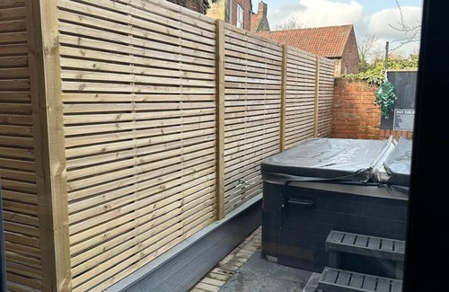 Morpeth Cottage | Town centre cottage with hot tub