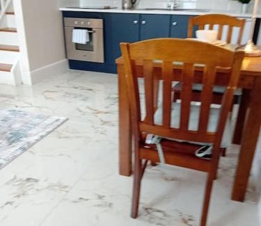 Mountmellick Apartment | Town Centre Luxury Retreat