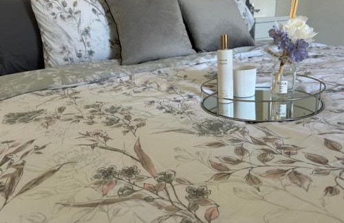 Newbridge House | Town guest house