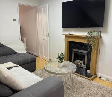 Mapperley House | Town house close to city centre