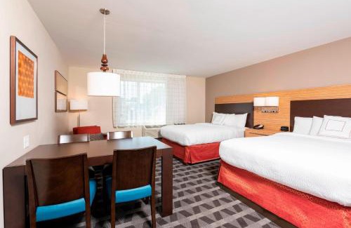Jeffersonville Hotel | TownePlace Suites by Marriott Louisville North