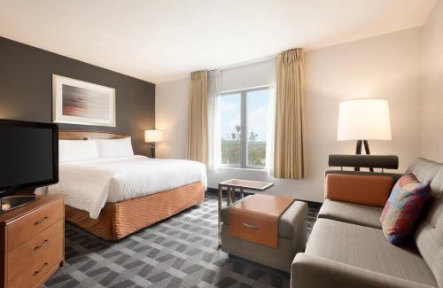 Boca Raton Hotel | TownePlace Suites Boca Raton