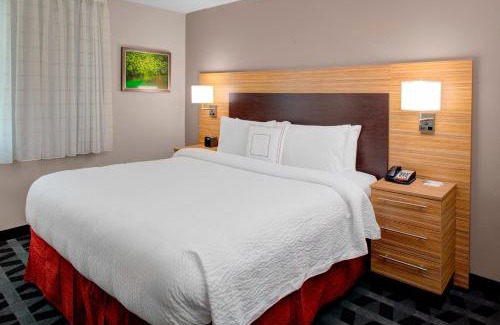 Parkersburg Hotel | TownePlace Suites by Marriott Parkersburg