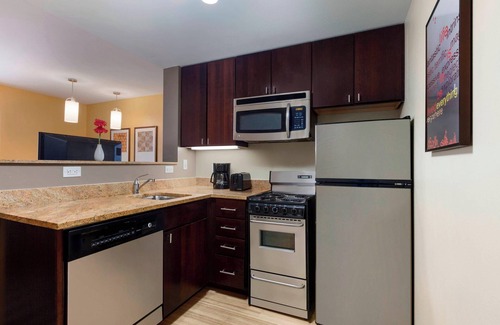 Joliet Hotel | TownePlace Suites by Marriott Joliet South