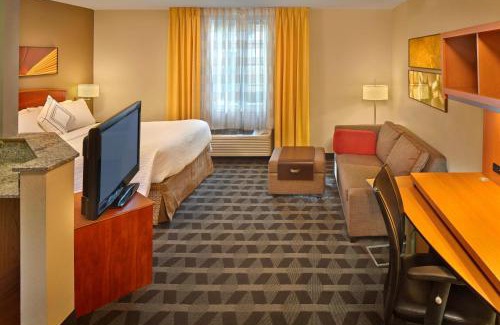 Weston Hotel | TownePlace Suites by Marriott Fort Lauderdale Weston