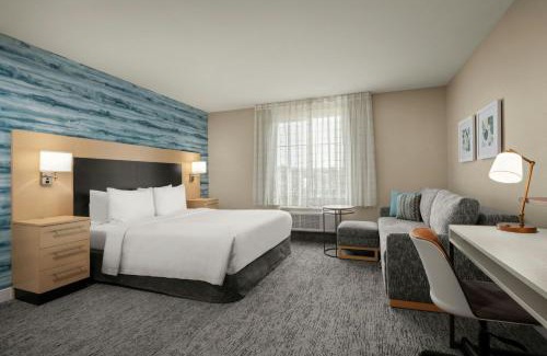 Vista Hotel | TownePlace Suites by Marriott San Diego Carlsbad/Vista