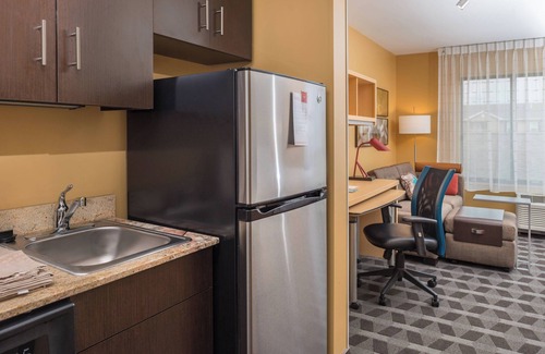 New Hartford Hotel | TownePlace Suites by Marriott New Hartford
