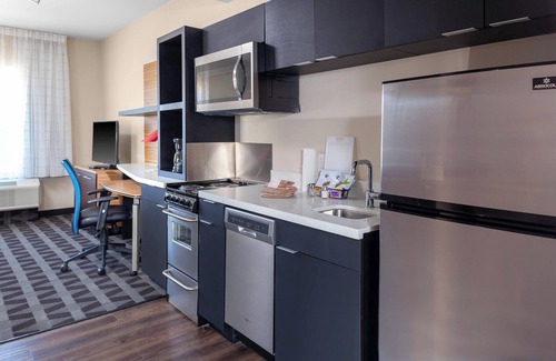 West San Antonio Hotel | TownePlace Suites by Marriott San Antonio Westover Hills