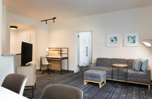 Survey Creek Hotel | TownePlace Suites Fort Lauderdale West