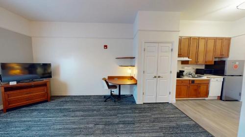 Fredericksburg Hotel | TownePlace Suites Fredericksburg
