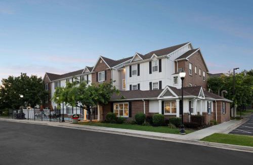Layton Hotel | TownePlace Suites Salt Lake City Layton