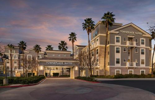 Rancho Cucamonga Hotel | TownePlace Suites by Marriott Ontario Airport