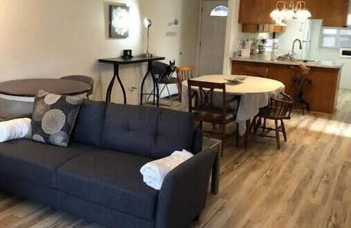 Medford House | Townhome 2 bed, 2 bath, fenced backyard & garage