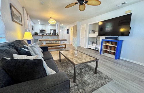 Silver Sands House | Townhome 5 minutes walk to the Beach & Free Golf Cart. Fenced backyard.