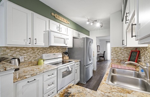 Briarforest House | Townhome at a convenient location