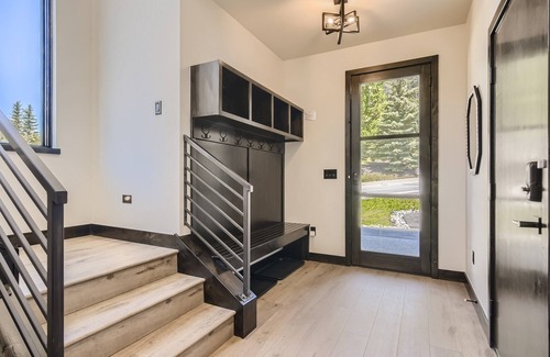 Corinthian Hills House | Townhome in Dillon with epic lake and mountain views & EV Charger!