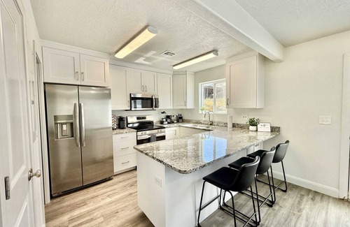 Glendale House | Townhome in Glendale, UT near Zion with hot tub