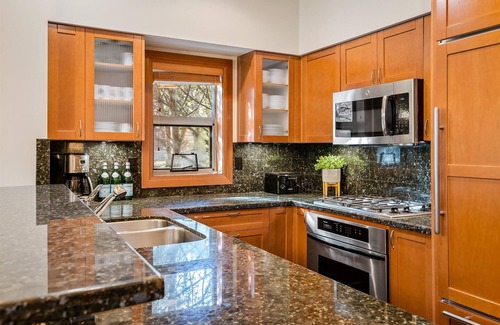 Village North House | Townhome Near to Village w/Private Hot Tub