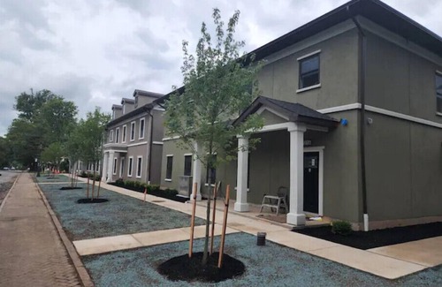 Downtown Niagara Falls House | Townhomes at the Falls - 314 E Lower - Buffalo Aven2 Blocks from the Falls!