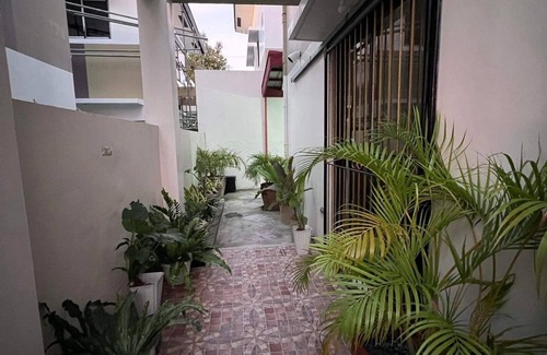 Alaminos House | Townhouse near 100 Islands