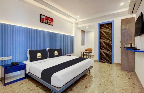 DLF Phase 5 Hotel | Townhouse OAK Elite Golf Stays