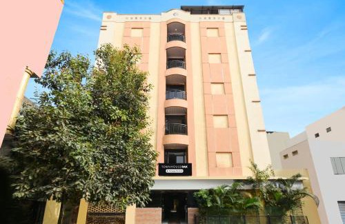 Secunderabad Hotel | Townhouse OAK Secunderabad Near Railway Station Formerly Hotel Brahma