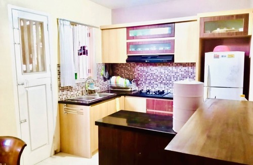 Senggigi House | Townhouse with 3 bedrooms and 2 bathrooms