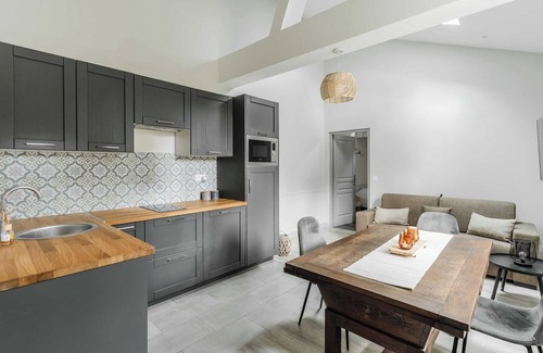 Deauville City Centre Apartment | Townhouse with garden 100m from Place Morny