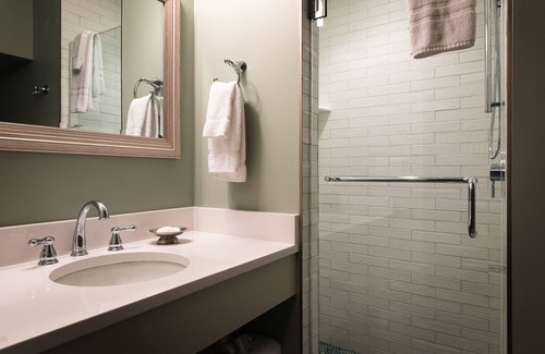 Belmont Hotel | Townsman Hotel: Meriwether | 0 Bed, 1 Bath