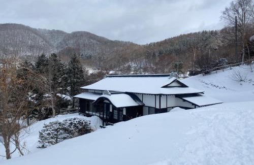Toyako House | Toya cliff House