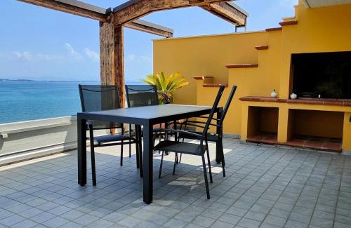 Desenzano del Garda Apartment | TRA CIELO E LAGO - Gerale H&B (CIR017067-CIM-00420)