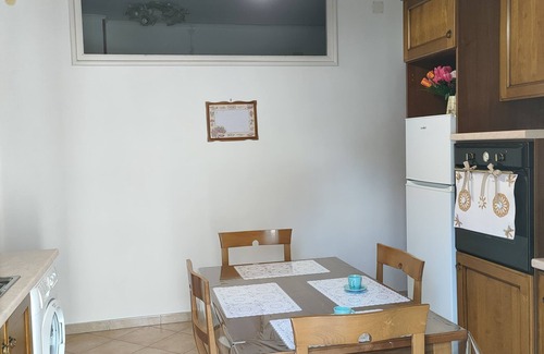 Fuorigrotta Bed & Breakfast | Tra Pirandello e Leopardi B&B. Cosy Room, few minutes to the main attractions