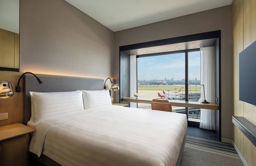 Minhang Hotel | Traders Hongqiao Airport,Shanghai