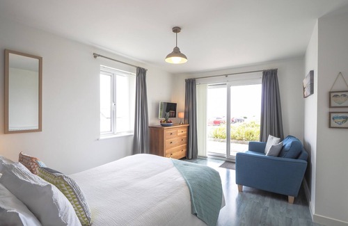 Gwbert House | Tradewinds, Gwbert - Four Bedroom House, Sleeps 8