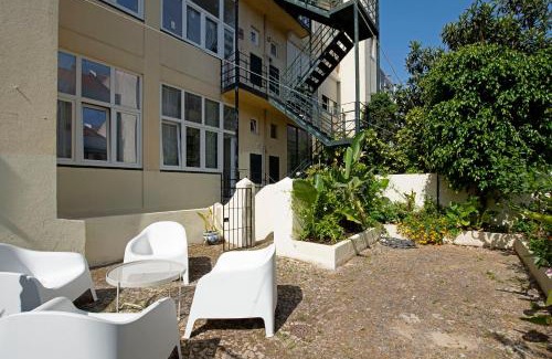 Sao Sebastiao da Pedreira House | Traditional apartment with garden