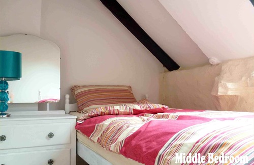 Coolaney Cottage | Traditional Cosy Stone Cottage