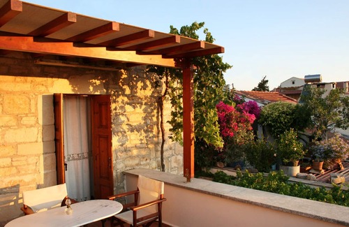 Douliana House | Traditional Cretan holiday home in nature- with private terrace
