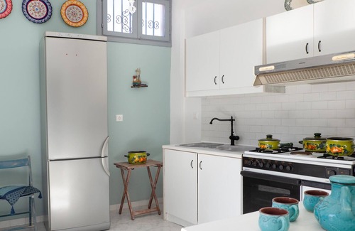 Soroni House | Traditional Dream House