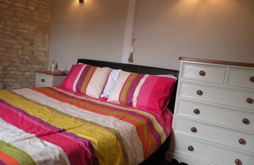 Chaunay Other | TRADITIONAL FARMHOUSE WITH PRIVATE POOL IN ENCLOSED COURTYARD