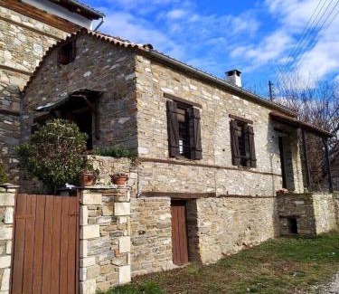 Polygyros Cabin | Traditional Greek Cottage