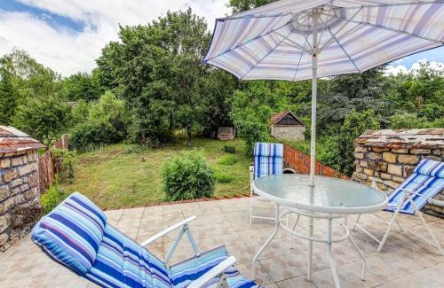 Brinon-sur-Beuvron House | Traditional Holiday Home in Brinon sur Beuvron