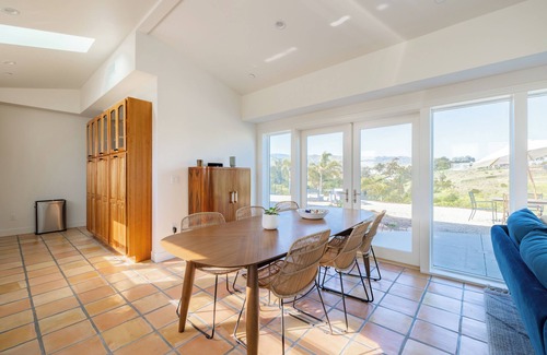Central Malibu House | Traditional Home with modern furnishes in the coveted Point Dume neighborhood