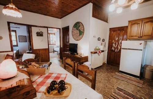 Portaria House | Traditional House In Portaria