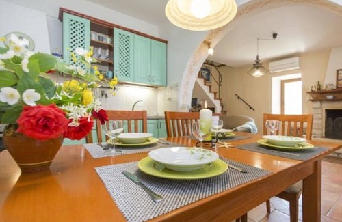 Viskovici House | Traditional Istrian house with a nice garden, pool and sea view